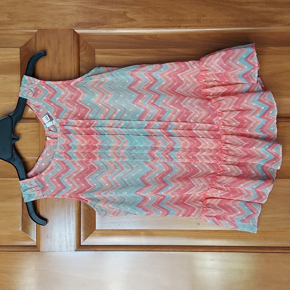 Elle Cheveron Coral, Aqua Chiffon Flowy Blouse, Gold Zipper Size Small, Like New